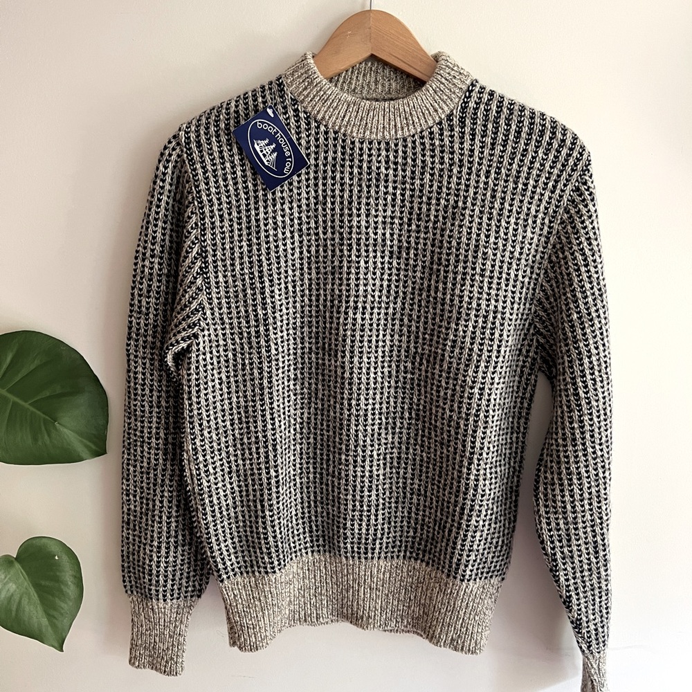 NWT - Boat House Row Vintage Wool Sweater in Grey and Navy Blue - Size S
